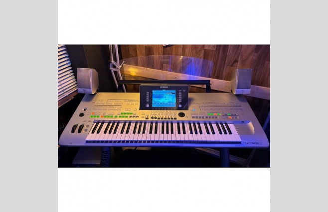 Used Yamaha Tyros 3 Keyboard With MS03 Speakers (SN:EAPY01292) - Image 1